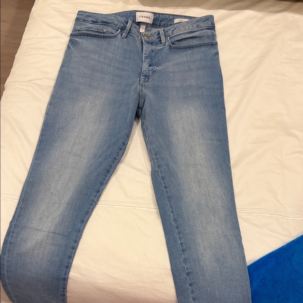 Frame Denim Light Wash Skinny Jeans